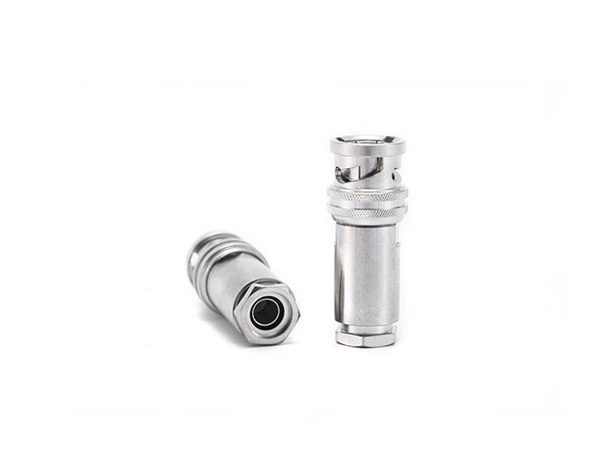 TRB公头连接器，适用于RG213电缆