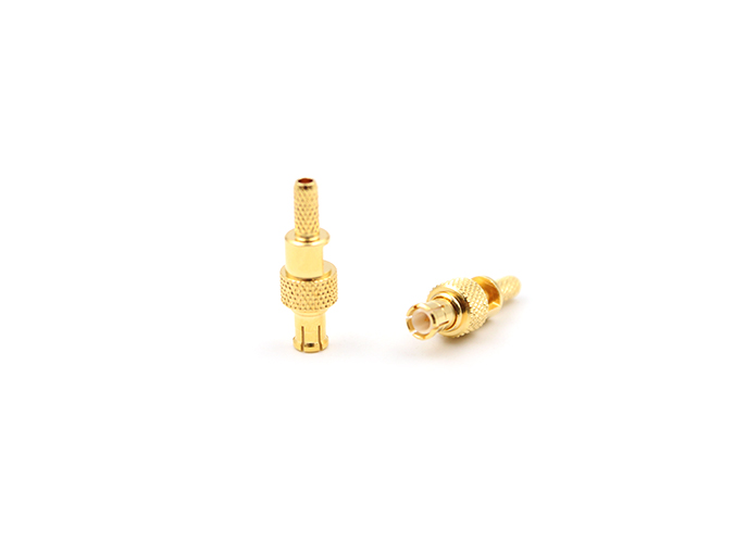 MCX 公头直通连接器，适用于 RG316 电缆