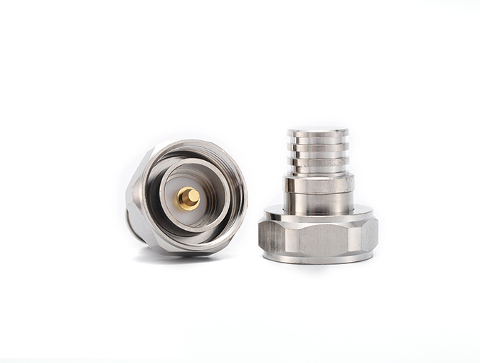 L29/Din Male Connector Termination