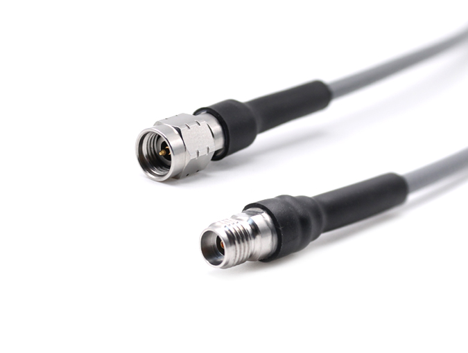 射频电缆组件，2.92mm公头和2.92mm母头，带Gore CXN3507接头，电缆长度1000mm